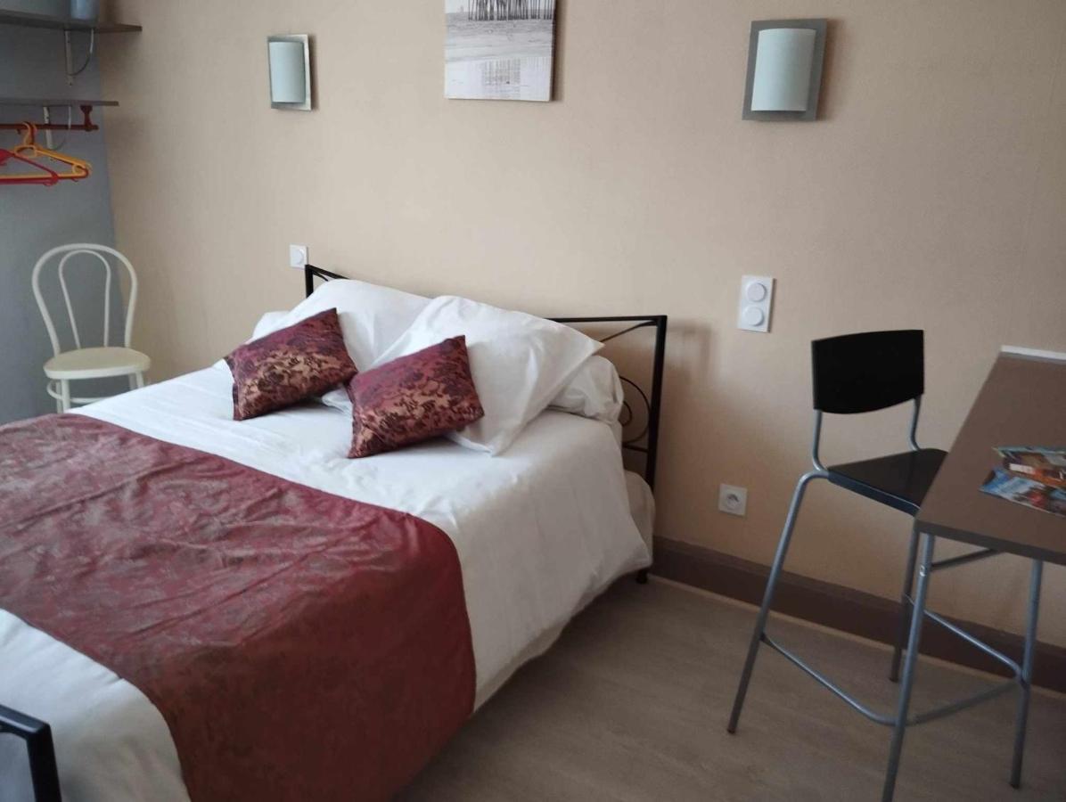 Hotel Moderne Prades-d'Aubrac Eksteriør bilde