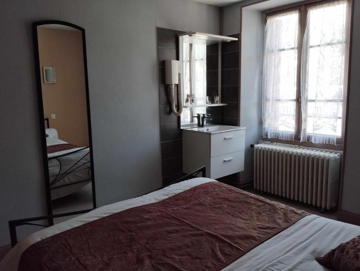 Hotel Moderne Prades-d'Aubrac Eksteriør bilde
